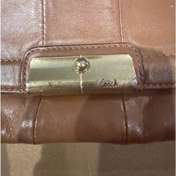 Coach wristlet - Picture 2 of 7